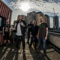 Igatsevad talve? Rootsi metal-punt Soilwork tellis lava taha suure koguse jääd