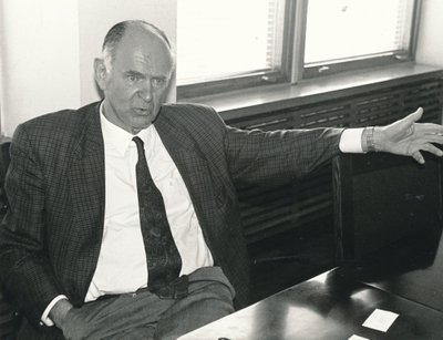 1992. aastal surnud Patrick von Glasenapp oli muuhulgas innukas Tartu kivisilla taastamise pooldaja.
