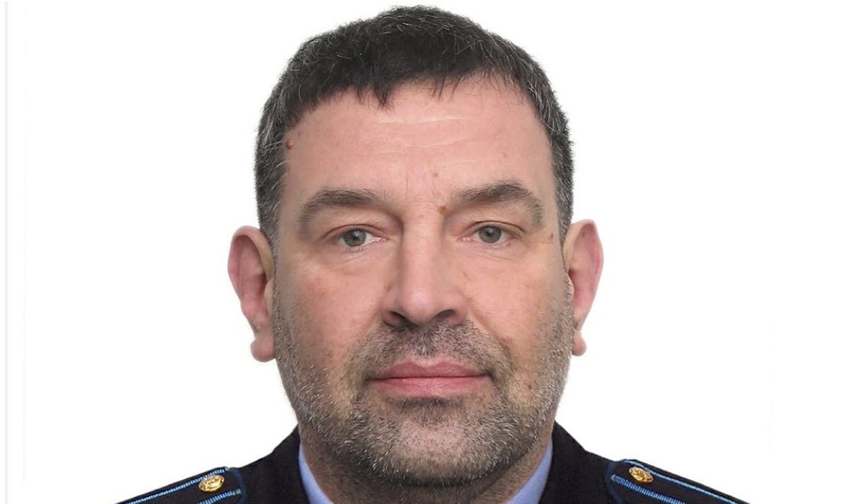 VAHISTATUD: Vadim Konoshchenoki dokumendifoto. Väidetavalt kannab ta FSB ohvitseri mundrit.
