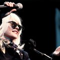 Vau! Fotograafid ajasid 66-aastase Blondie laulja 25-aastase Lindsay Lohaniga sassi!