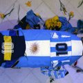 Maradonaga selfie teinud matusetöötaja saab tapmisähvardusi