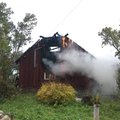 Elvas leidsid päästjad põlenud majast surnukeha. Tulekahju sai alguse kamina kõrval asunud tuhaämbrist