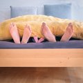 Ученые объяснили, почему парам надо спать раздельно