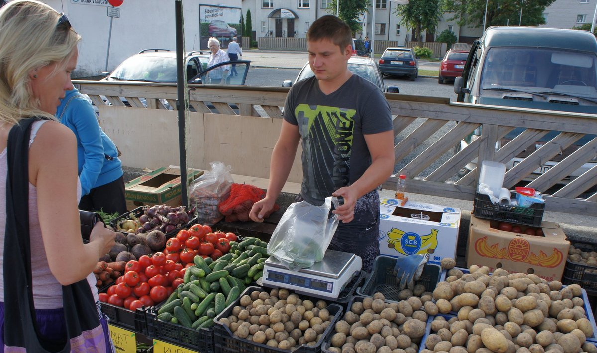Läänemaa talunik Veiko Lätt (pildil) muretseb, et kui ostjate huvi Eesti kartuli vastu veelgi langeb, ei olegi seda mõtet kasvatada.