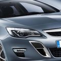 Opel Calibra taassünnib dramaatilise kupeena
