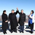 Kahe Korea juhid külastasid koos püha Paektu mäe tippu Põhja-Koreas