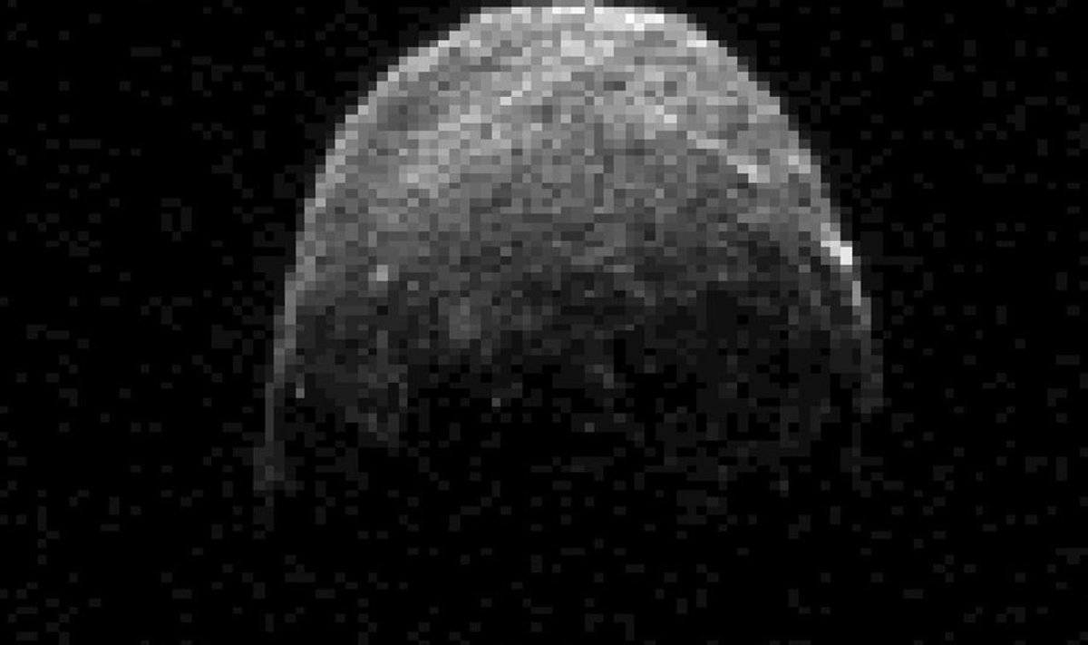Värskeim kujutis Maast lähemalt kui Kuu täna mööduvast asteroidist YU55. Foto NASA, JPL-Caltech, AFP