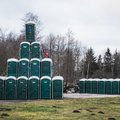 ФОТО и ВИДЕО | В Выру установили необычную рождественскую елку из уличных туалетов