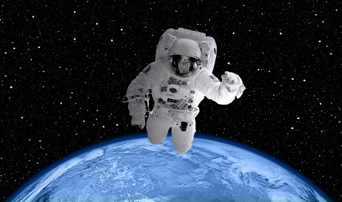 Illustratiivne pilt inimesest kosmoses (Foto: Pixabay / Gerd Altmann)