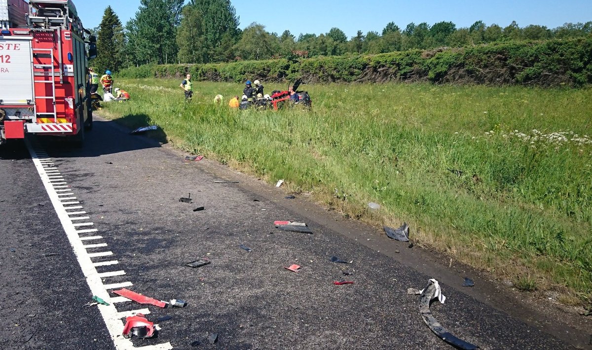 Liiklusõnnetus Tallinn-Narva maanteel. 