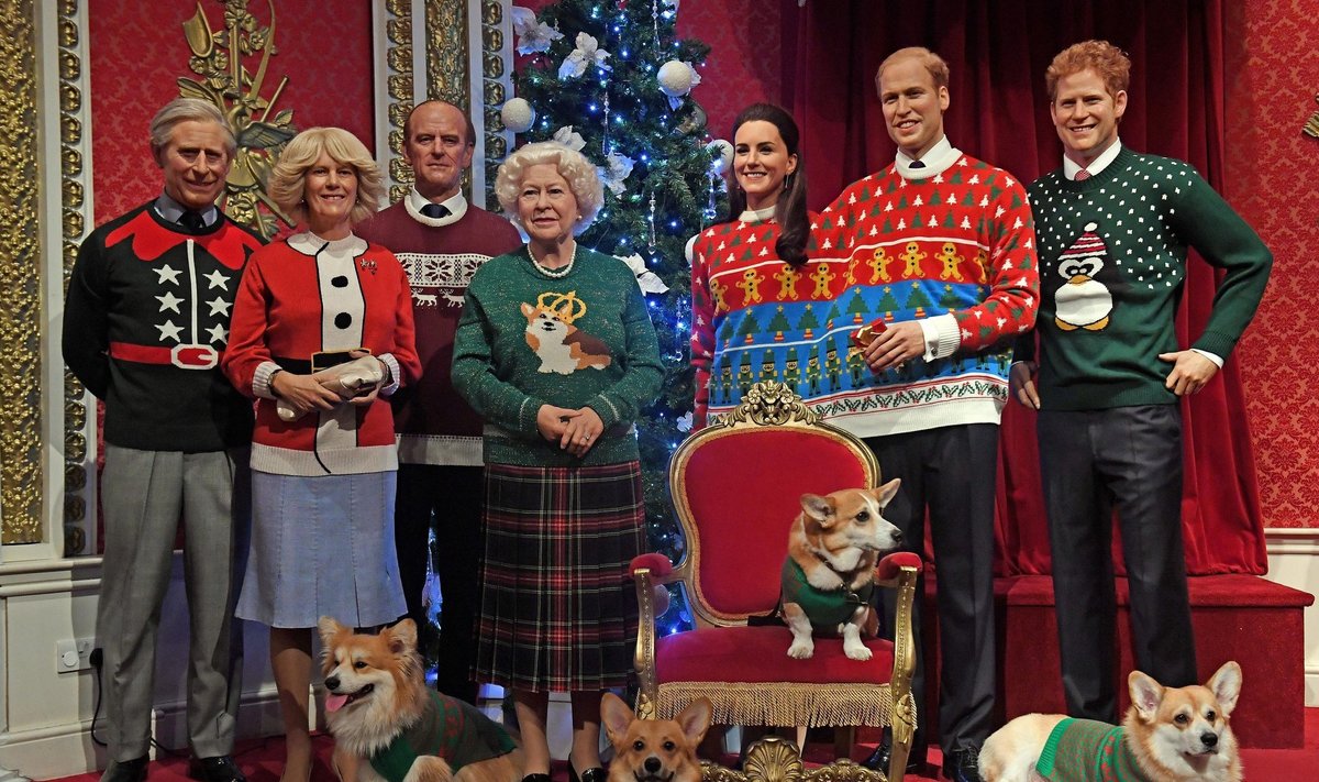 Madame Tussauds’ muuseumis on pühade puhul Briti kuningliku perekonna vahakujud jõulukampsunitesse riietatud.