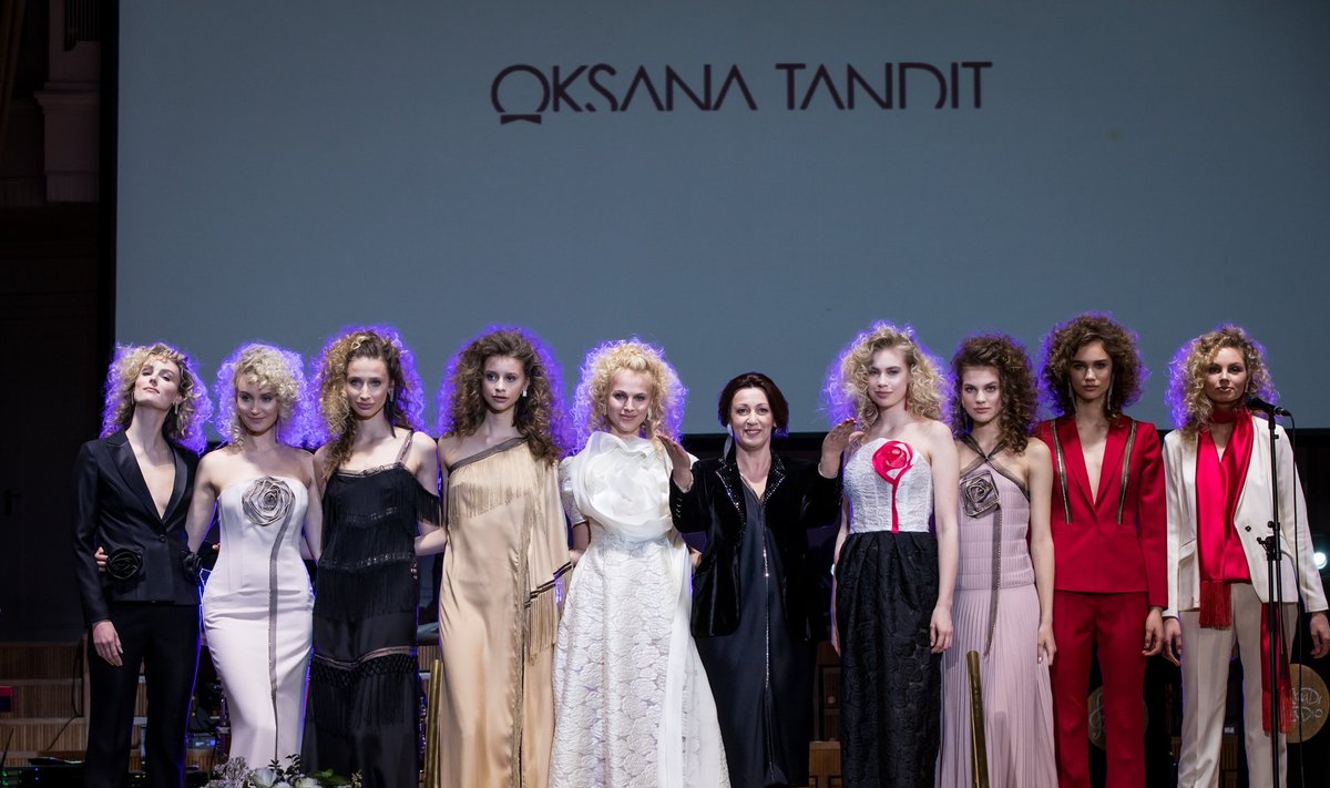 Oksana Tandit esitles kollektsiooni “Desert Rose”
