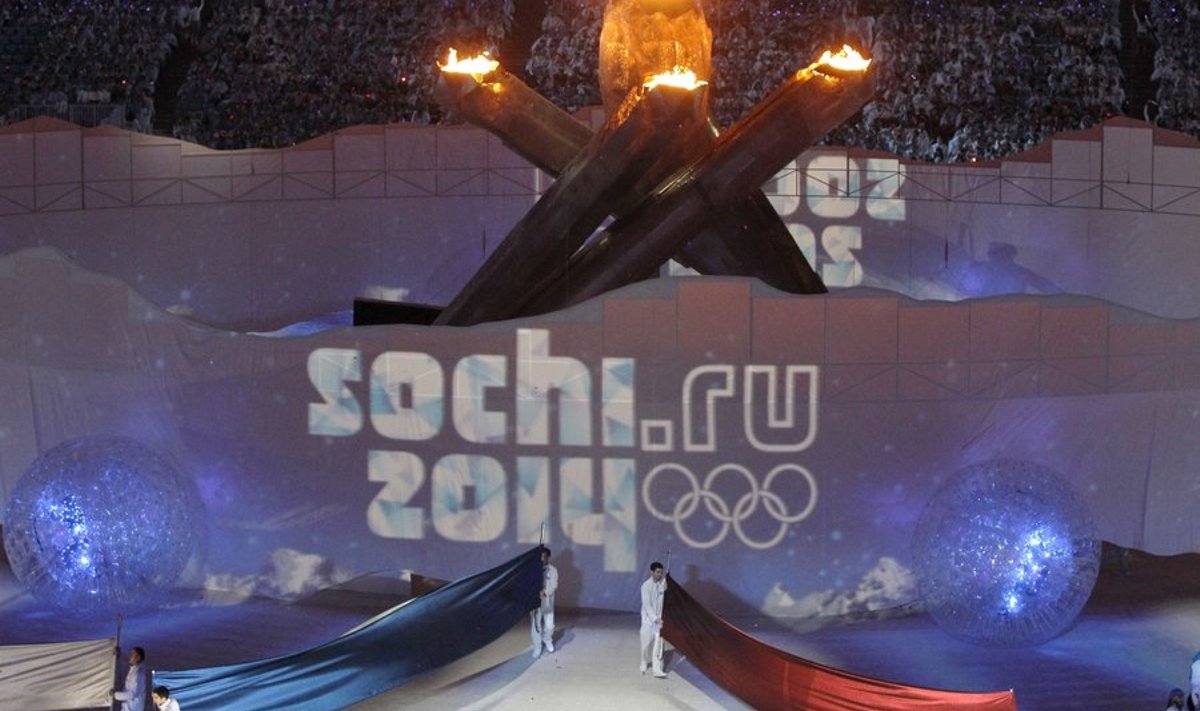 A tribute to Sochi, Russia, site of the 2014 Winter Olympics, is unveiled during the closing ceremony of the Vancouver 2010 Winter Olympics, February 28, 2010.     REUTERS/Lucy Nicholson (CANADA)
