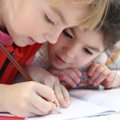 Eestlannast ema Austrias | Lapsed õpivad alles algkoolis lugema, seni nauditakse lapsepõlve