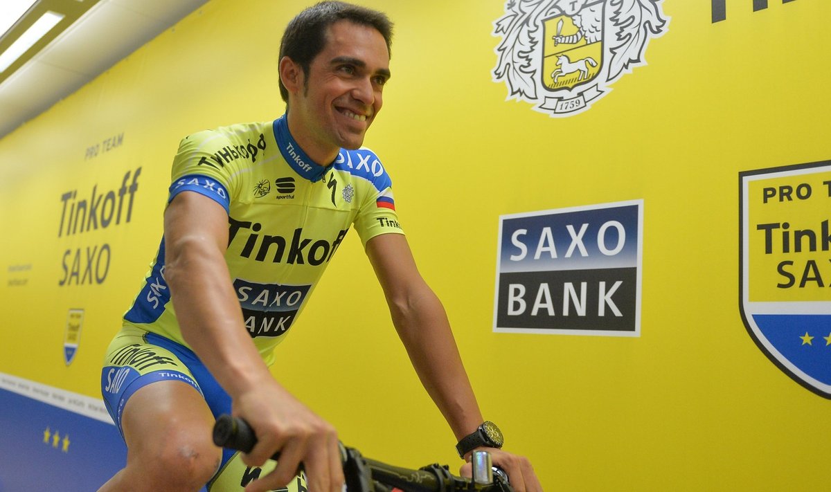 Alberto Contador Tinkoff-Saxo meeskonna esitlusel