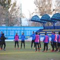DELFI ARMEENIAS | Vihma käest räästa alla! Eesti jalgpallikoondist ootas Ukraina treeninglaagris halb üllatus