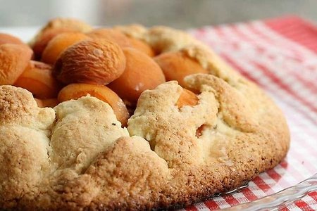 Prantsuse aprikoosikook mandlitega (Pille Petersoo)