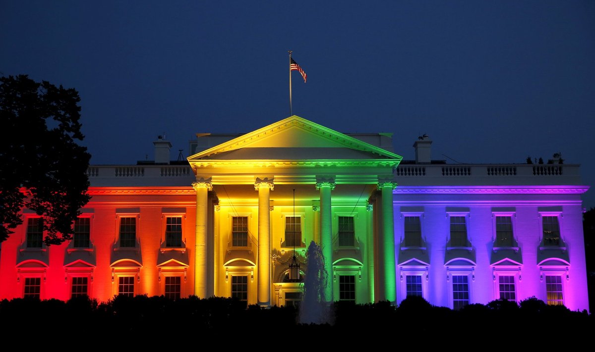 USA-s avaldati toetust ülemkohtu otsusele lubada samasooliste abielud.