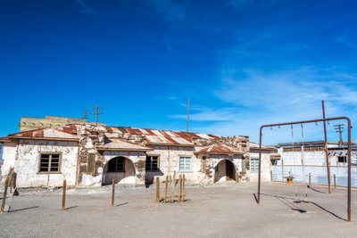 Mahajäätud koolimaja kummituslinnas Humbelstone'is, Tšiilis