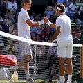 Roger Federer kordas rekordit, aga kaotas maratonmatši ja langes Wimbledonil konkurentsist