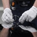 Taevas Mercedes-Benzi tootja kohal muutub üha süngemaks: ettevõte hoiatas, et kasum jääb oodatust väiksemaks