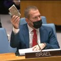 Заявлял ли представитель Израиля в ООН, что его соотечественники убивают палестинцев, потому что те кидаются в них камнями?