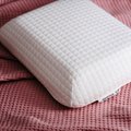Чтобы спать слаще: как правильно подобрать одеяло и подушку