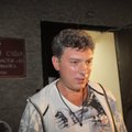 Moskva politsei vahistas 120 piketeerijat, teiste seas Nemtsovi