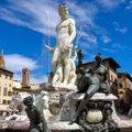 Селфи за 5000 евро: немецкий турист повредил знаменитый фонтан во Флоренции