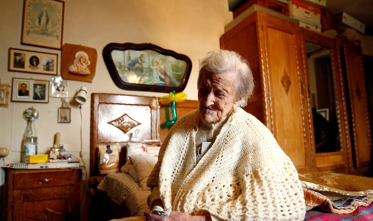 FILE PHOTO -  Emma Morano, thought to be the world's oldest person and the last to be born in the 1800s, sits on her bed during her 117th birthday in Verbania