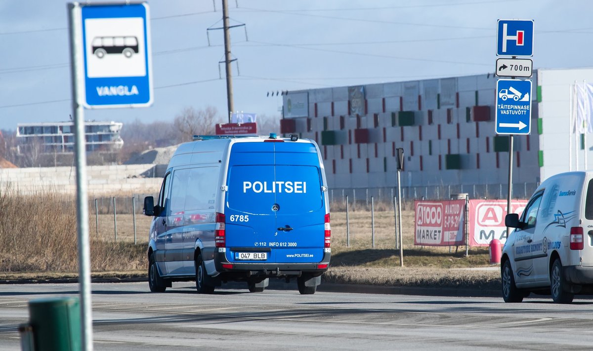 Tartu Vangla , politseibuss