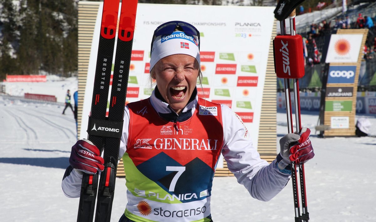 Norra suusataja  Anne Kjersti Kalvå 2013. aasta Planica MM-il.