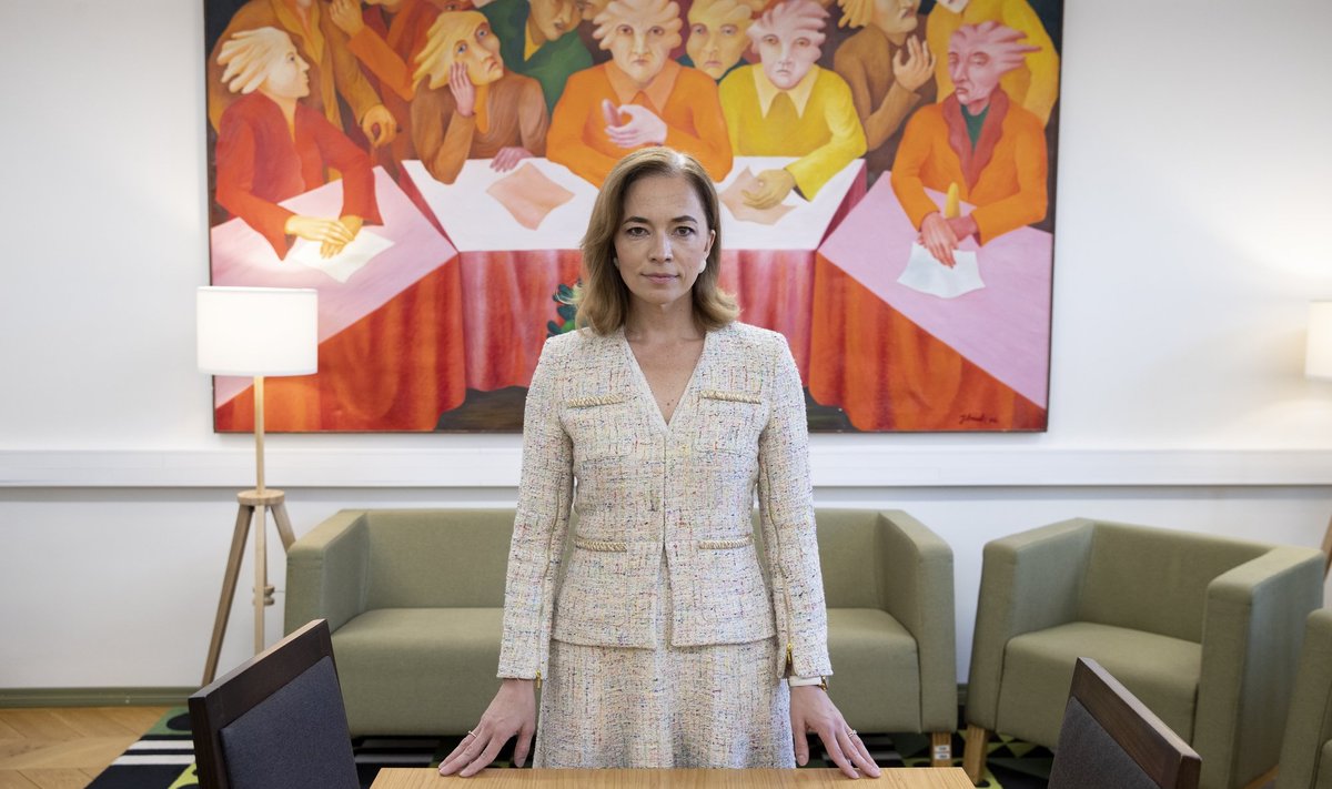 Hoolimata sellest, et avalikkus on Kersna suunas väljendanud tugevat kriitikat, ei lase täna veel haridus- ja teadusministri töökohustusi täitev minister end sellest heidutada. “See ei ole olnud minu jaoks raske aeg, vaid väga emotsionaalne aeg just seetõttu, et ma olen tundnud erakordset toetust,” sõnas Kersna.