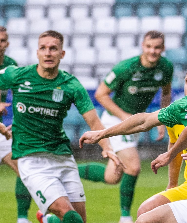 FC Flora (rohelises) kätes on Eesti klubide eurosaatus.
