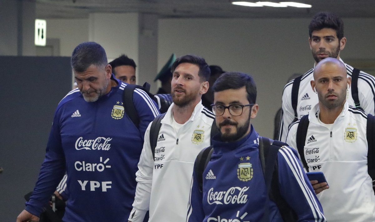 Argentina jalgpallikoondis jõudis Venemaale