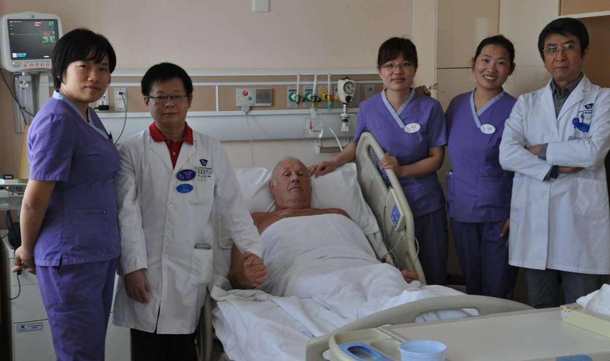Maire ja Igor Valtin on südamest tänulikud Hiina arstidele ja haiglatöötajatele, kes tegid omalt poolt kõik, et        Igor elule võita ja jalgele aidata. Erilist tänu ja tervitust väärivad Qian Rongrong, Zhou Peng, Ren Wenlin, Bai Shulin ja Wan Xinhong.