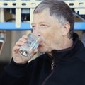 Sellist asja iga päev ei näe: Bill Gates joob inimeste väljaheidetest filtreeritud vett