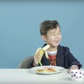 Lapsesuu ei valeta: Lapsed proovivad erinevate maade hommikusööke