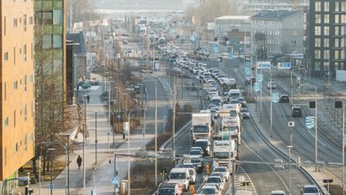 UURING | Vaatamata automaksule eelistab Eesti inimene tööle minemiseks üha sagedamini autot  