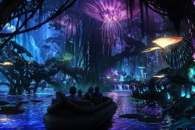 Avatari teemapargi üks öistest atraktsioonidest: paadisõit läbi helendavate taimedega metsa. 