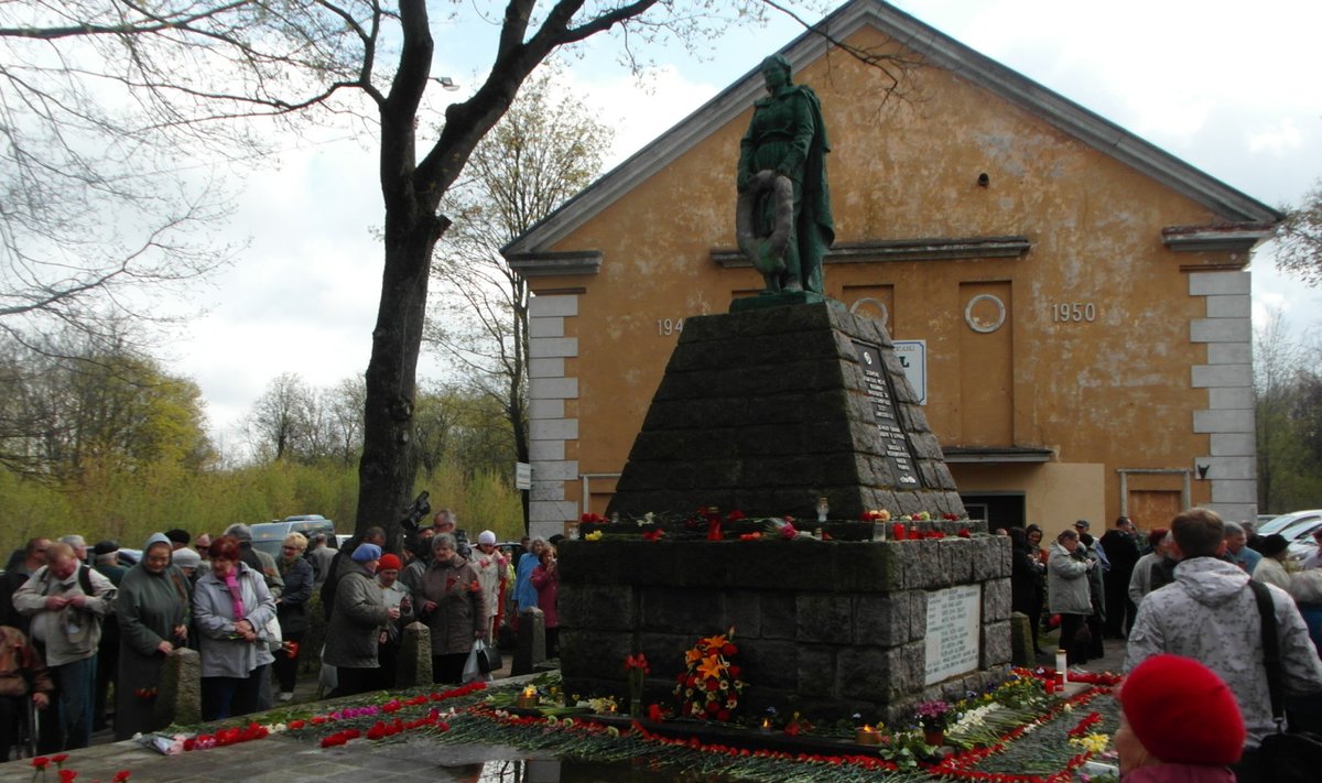 Монумент в Кохтла-Ярве. Архивное фото.