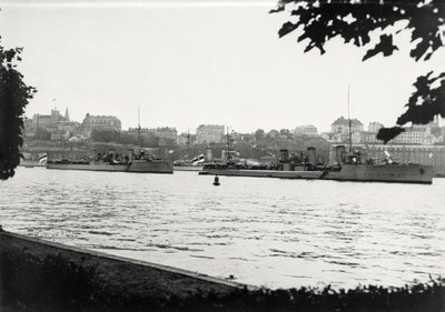 MÜÜDI MAHA: Eesti laevad „Lennuk“ ja „Vambola“ Stockholmi sadamas 4. septembril 1928, viis aastat enne nende müüki Peruule.