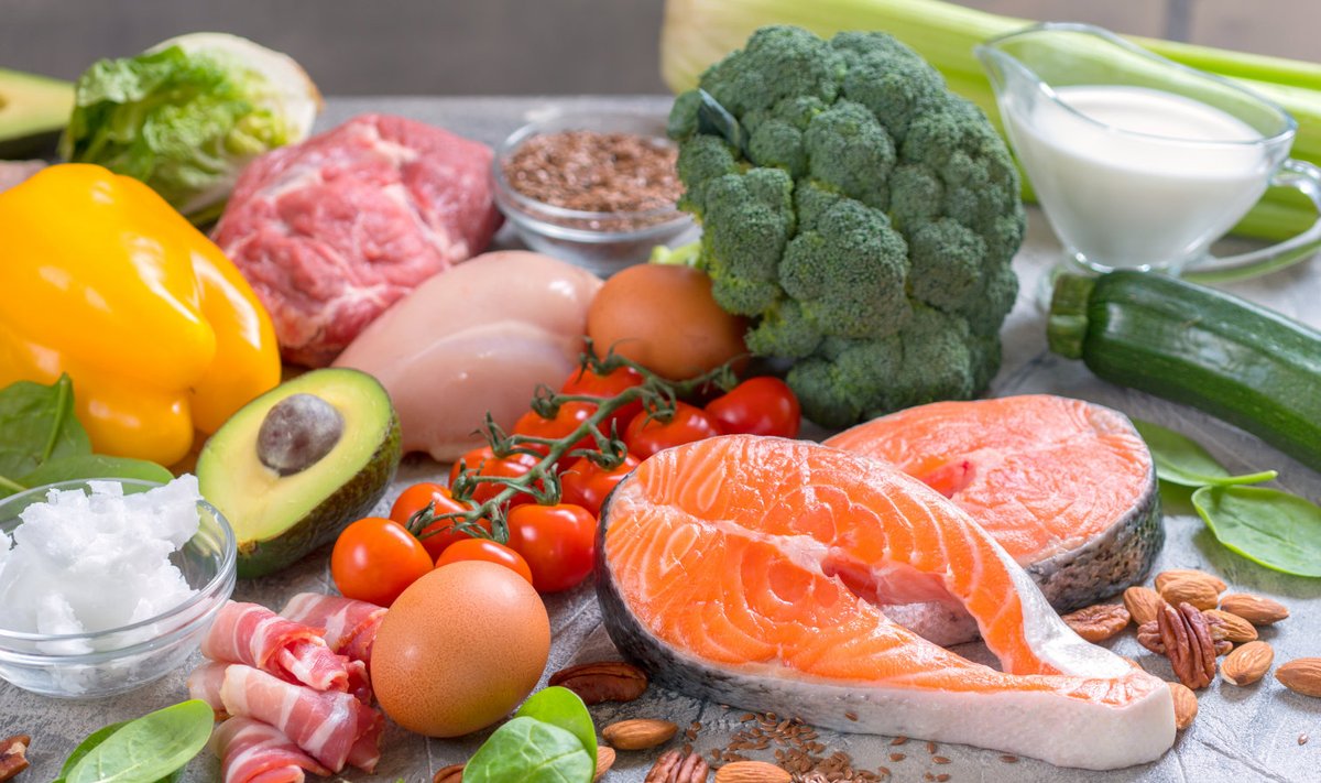 Toiduained, mida LCHF ehk madala süsivesikute ja kõrge rasvasisaldusega dieedi ajal tarbida võib.