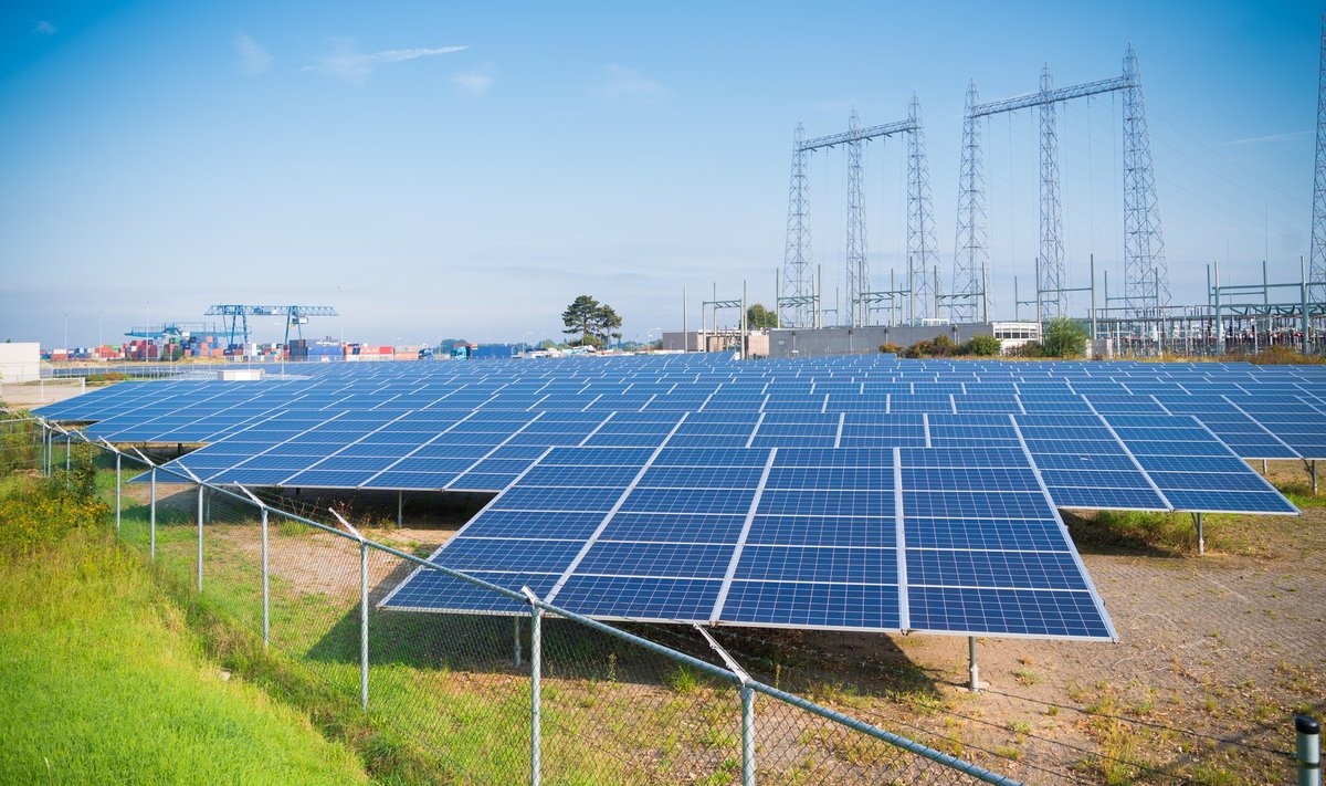 Päikeseelektrijaamade võrku antud maksimaalne võimsus oli juulis 339,4 MW.