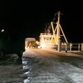 Saaremaa sadamas kukkus mees kalalaevalt üle parda