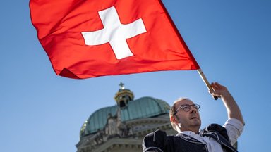 Šveitsi parlament hääletas äärmuslike sümbolite keelustamise üle