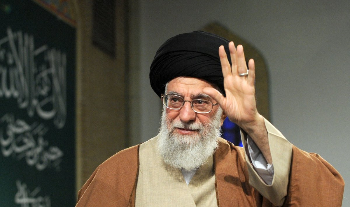 TUNNEB OMA VASTAST: ajatolla Ali Khamenei on Ameerika-vastast poliitikat ajanud 30 aastat.