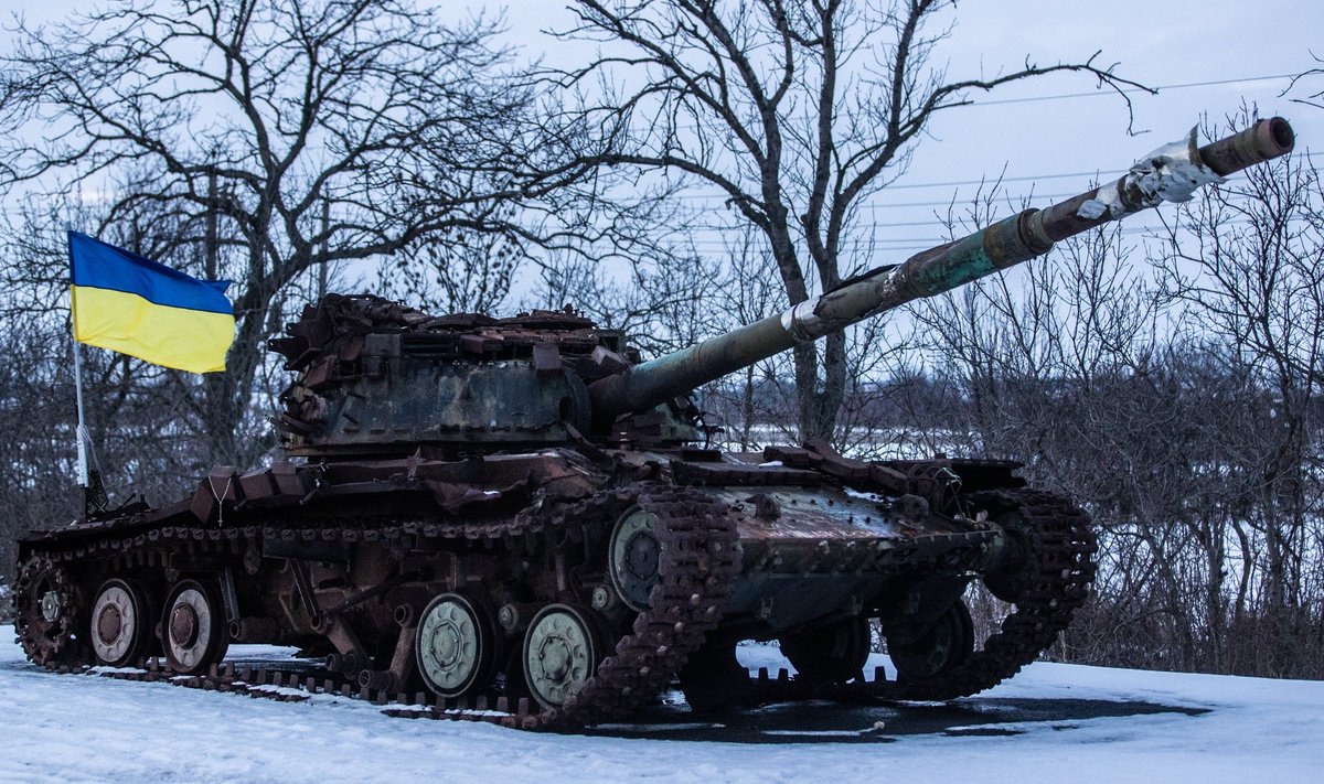 Ukraina tank Donetski lähistel