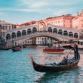 В Венеции туристы угнали гондолу. Теперь их ждет штраф в 15 000 евро