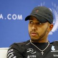 Lewis Hamilton: kohtumine Mercedese bossiga aitas õhku puhastada